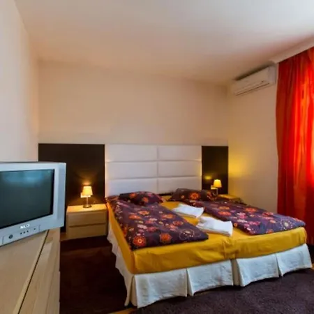 Alba - Prime Location Apartment *