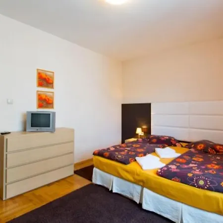 Apartment Alba - Prime Location *