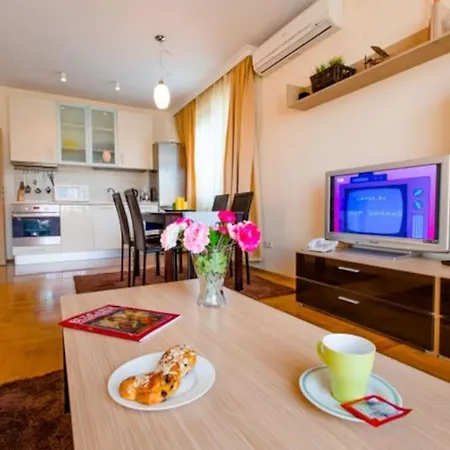 Apartment Alba - Prime Location